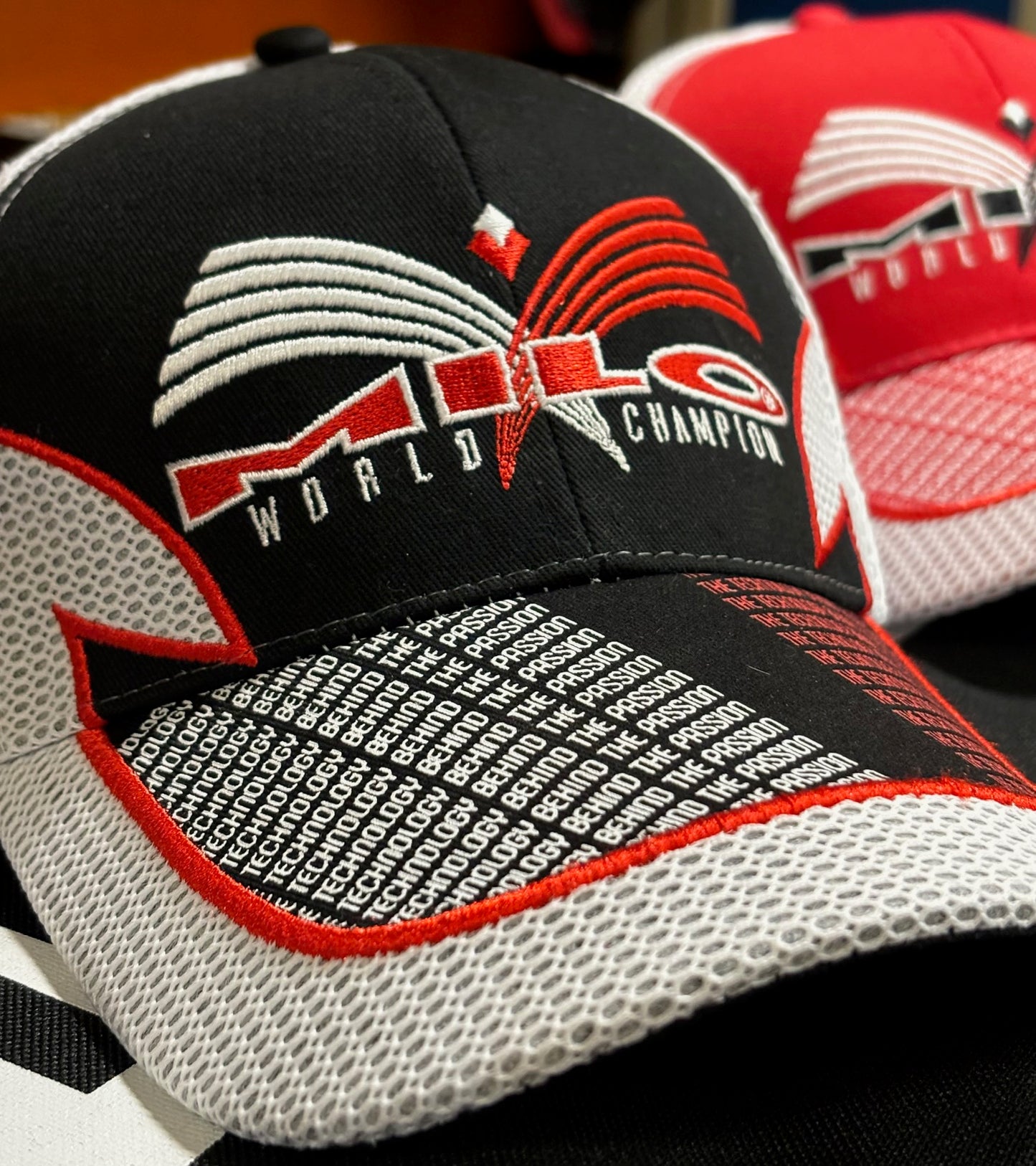 V4 Cap